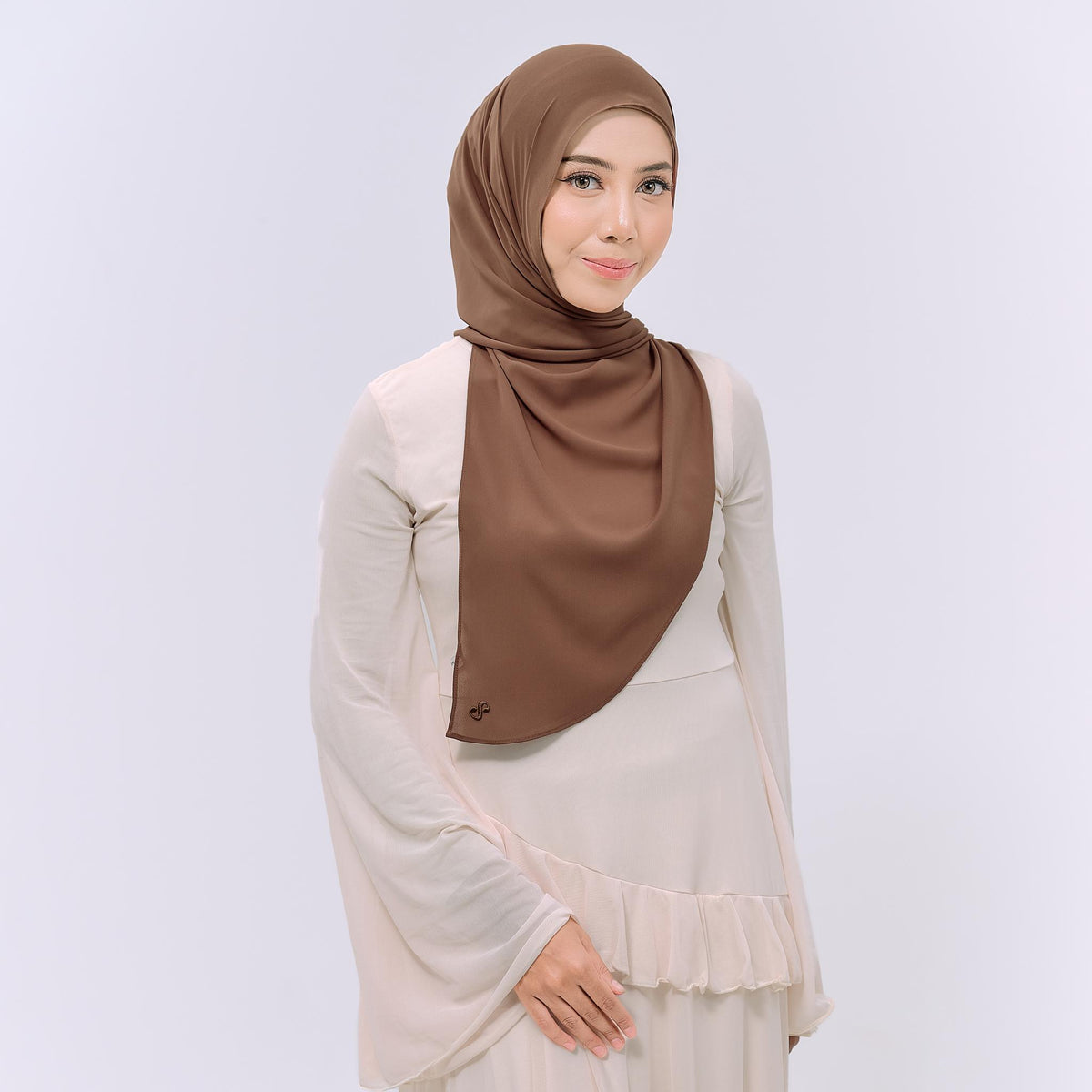 CLAIA HOODIE SHAWL